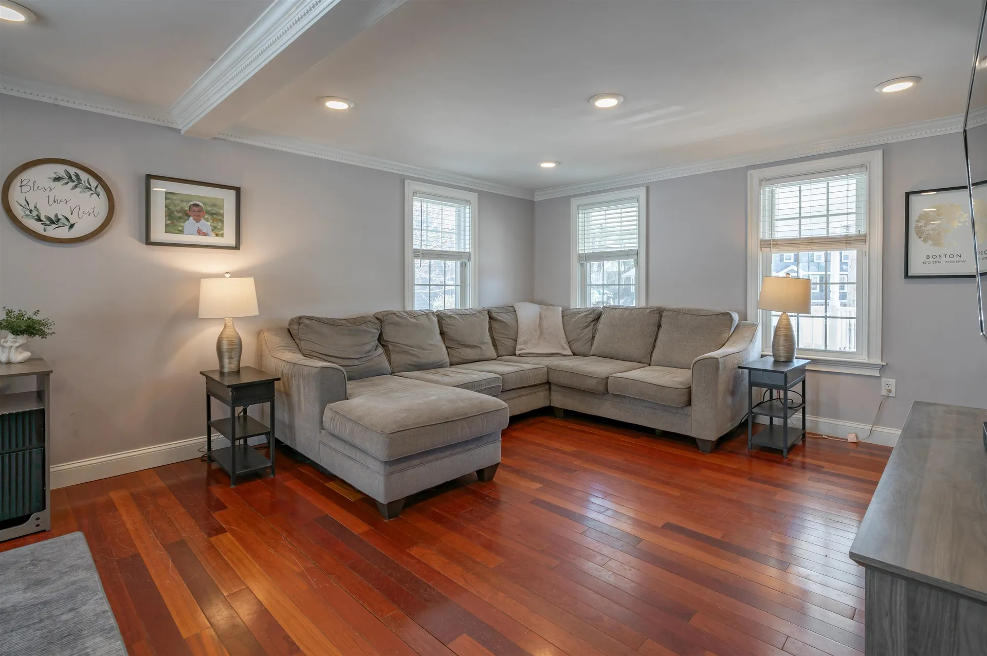 8 Ferncroft Drive Nashua NH 03063