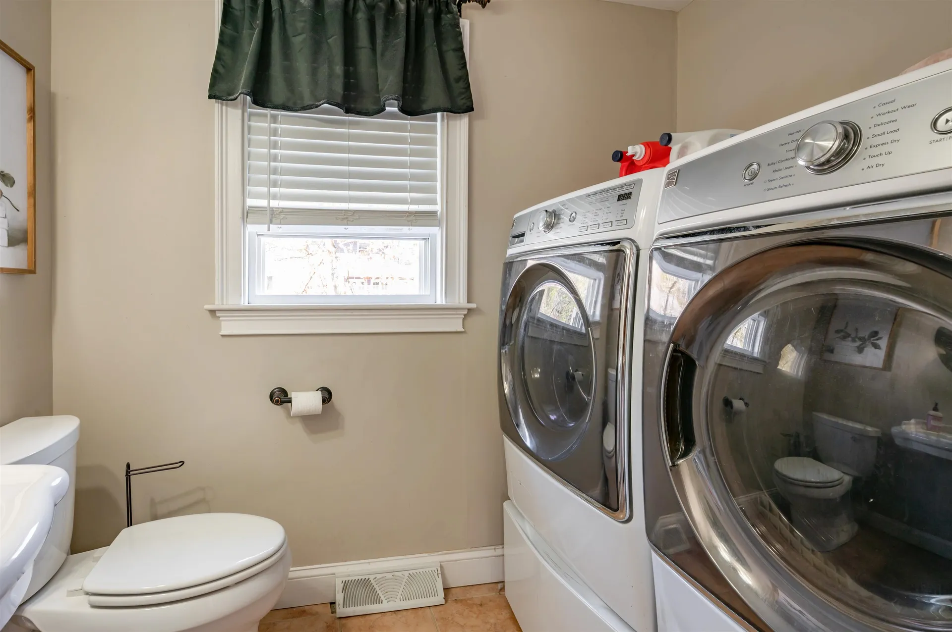 8 Ferncroft Drive Nashua NH 03063