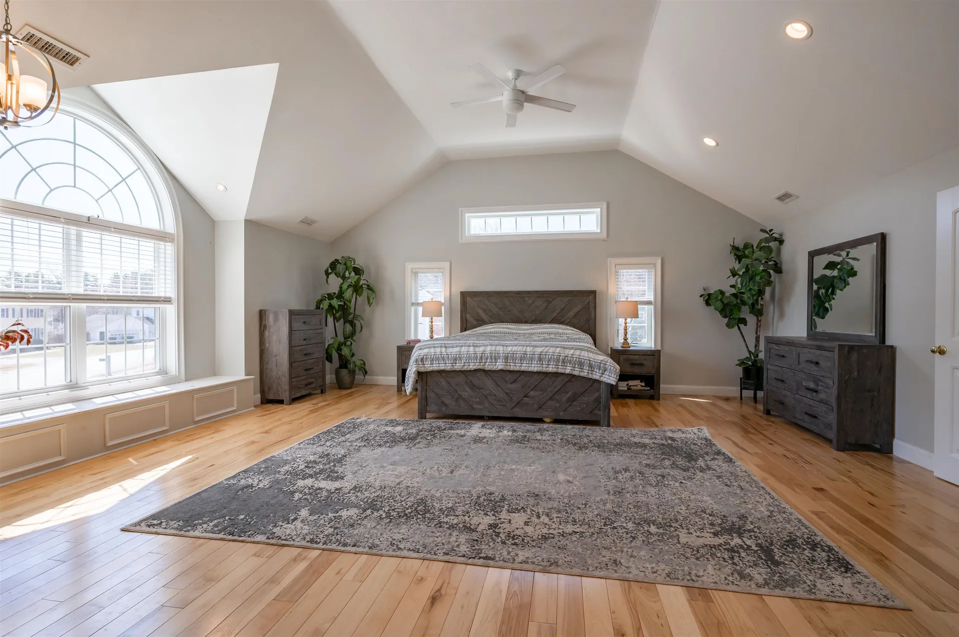 8 Ferncroft Drive Nashua NH 03063