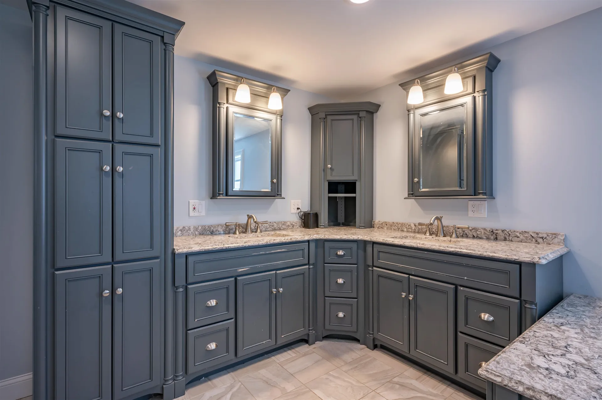 8 Ferncroft Drive Nashua NH 03063