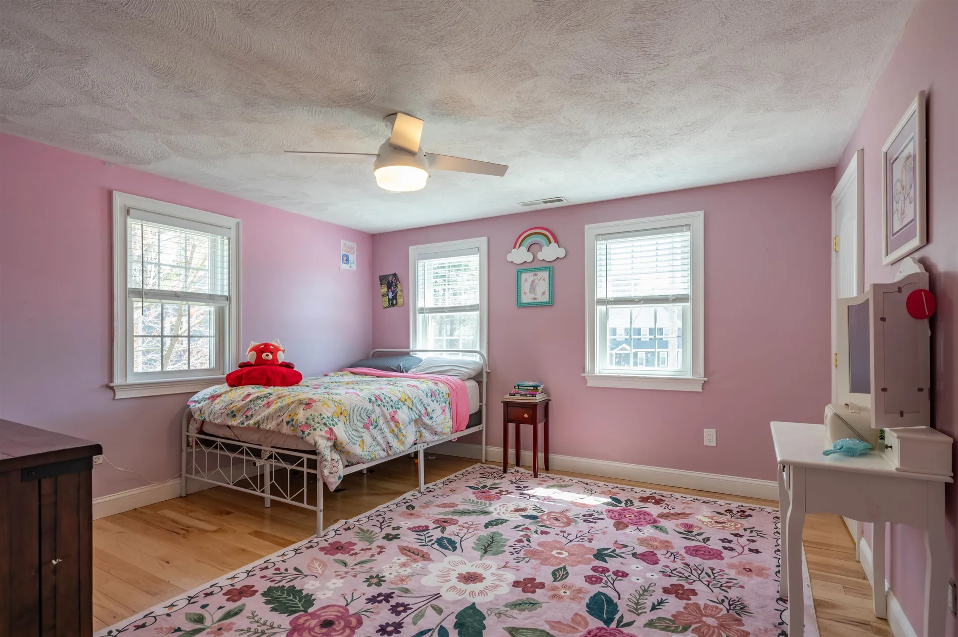 8 Ferncroft Drive Nashua NH 03063