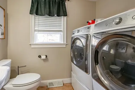 8 Ferncroft Drive Nashua NH 03063