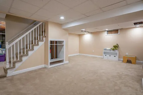 8 Ferncroft Drive Nashua NH 03063