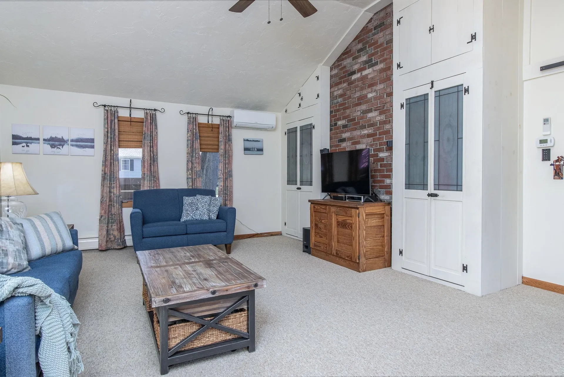 17 Island Pond Road Hampstead NH 03841