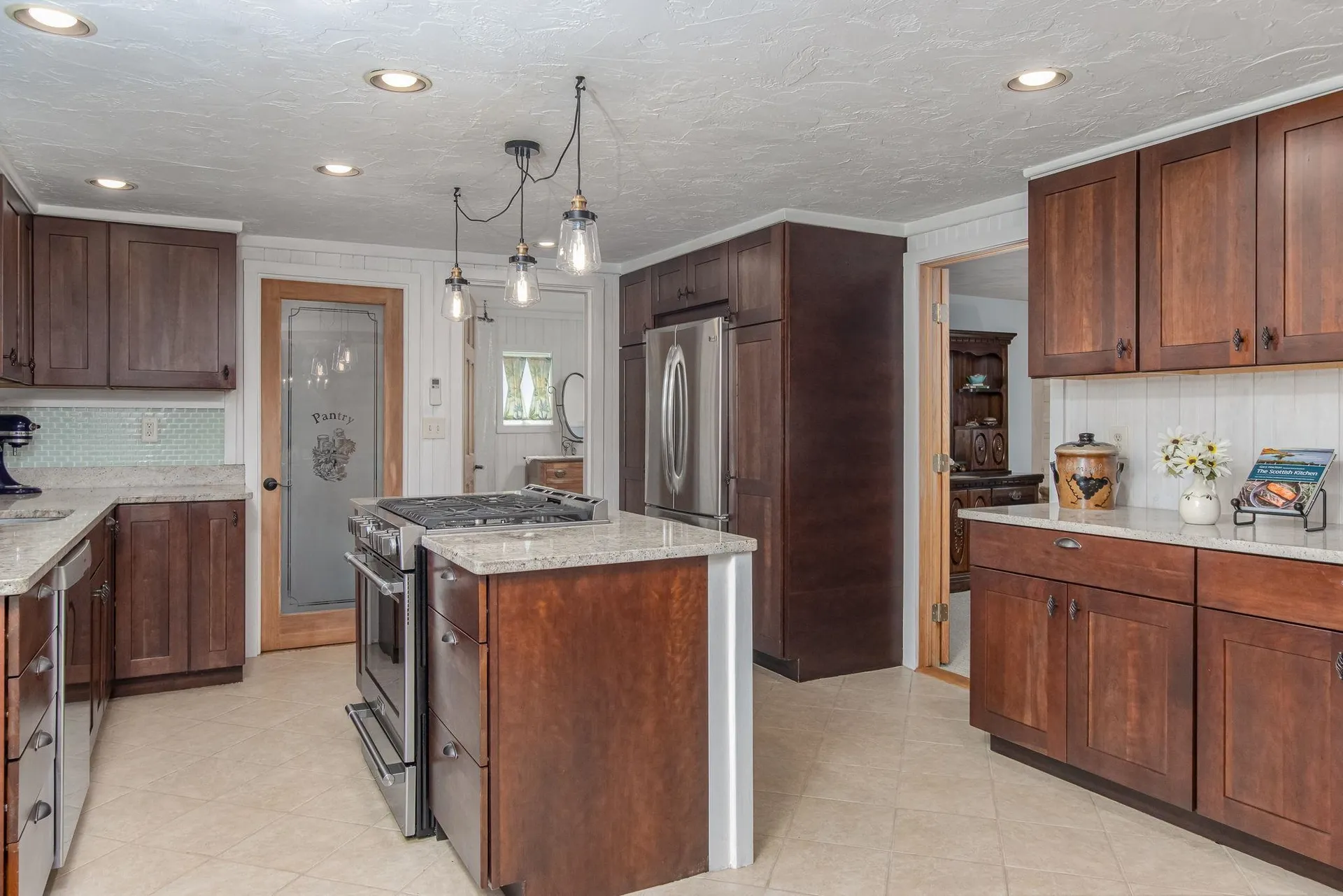 17 Island Pond Road Hampstead NH 03841
