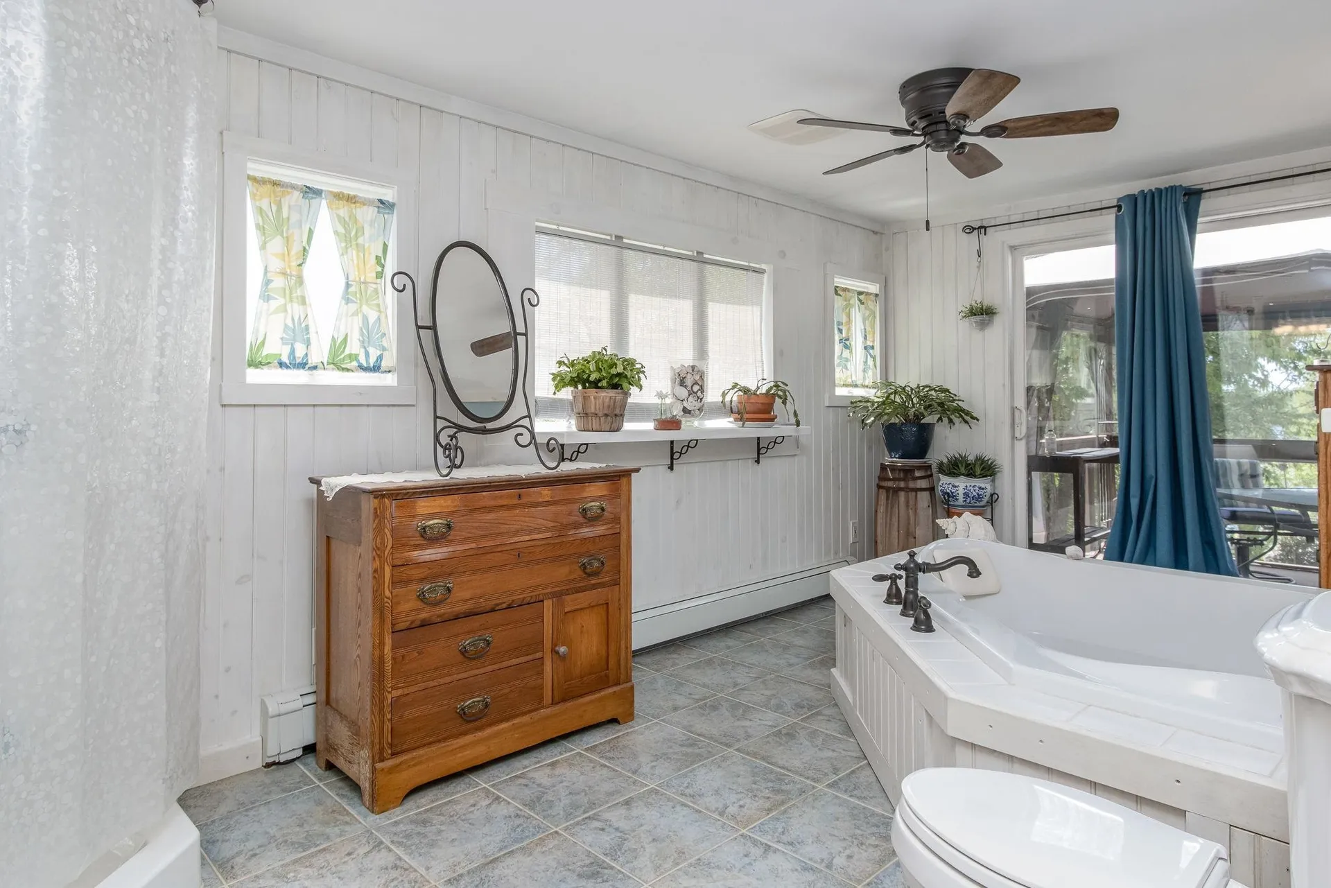 17 Island Pond Road Hampstead NH 03841