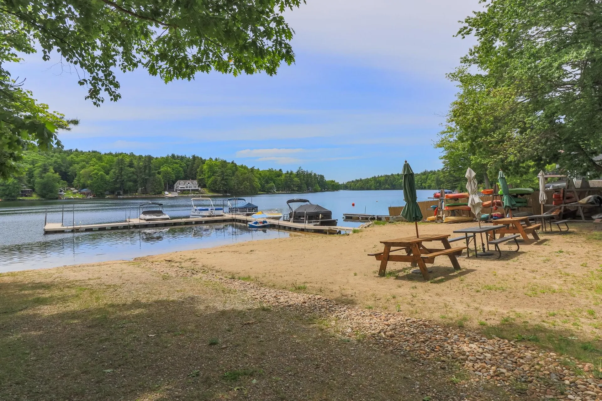 17 Island Pond Road Hampstead NH 03841