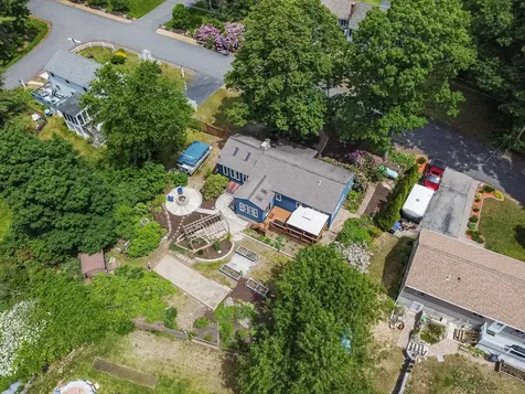 17 Island Pond Road Hampstead NH 03841