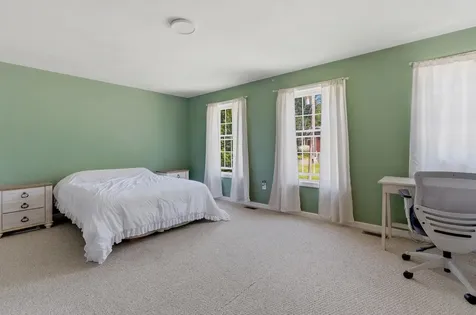 55 Melendy Road Hudson NH 03051