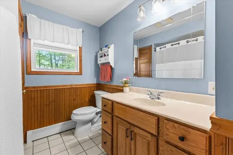 34 Margaret Street Essex VT 05452