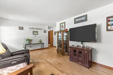 34 Margaret Street Essex VT 05452