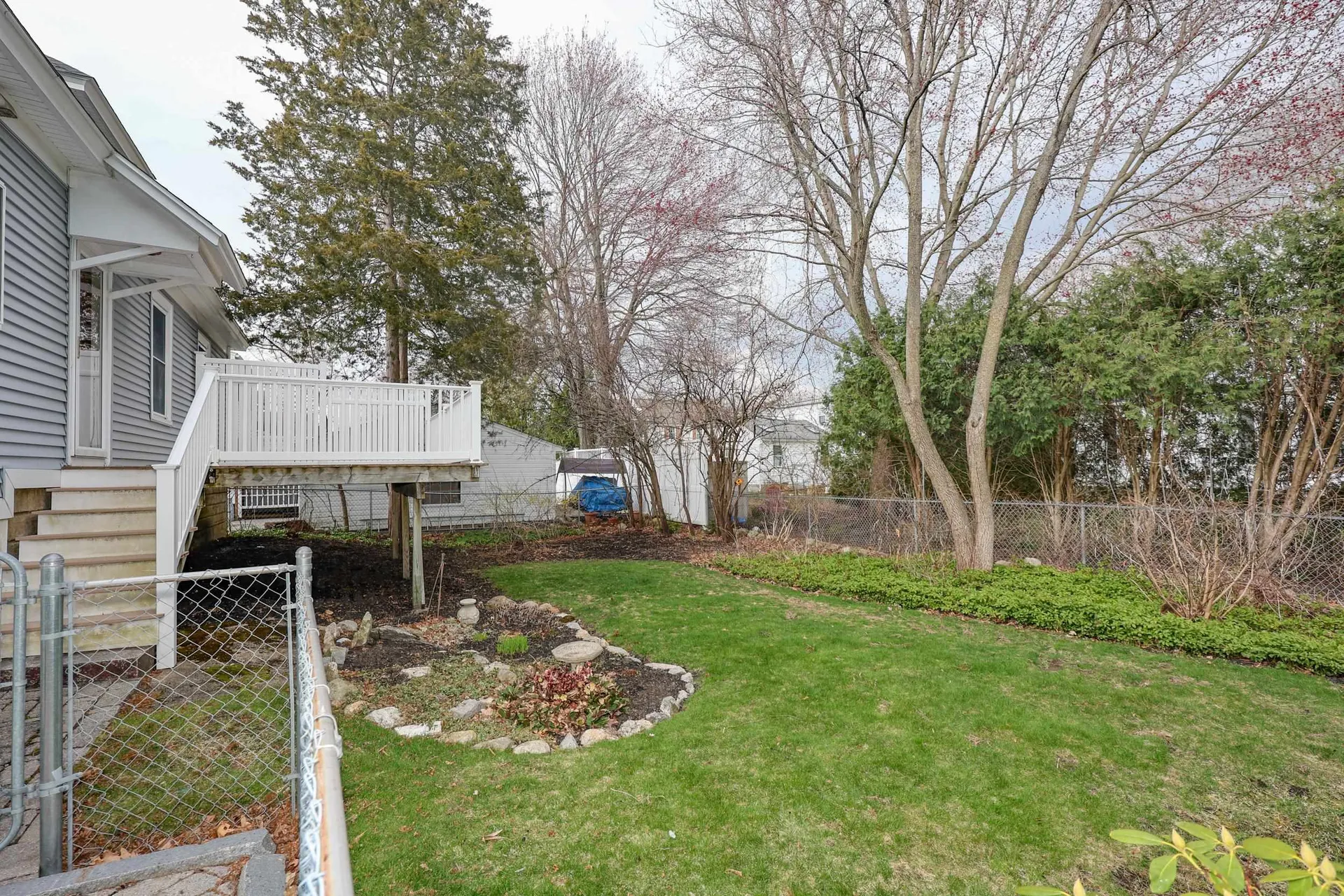749 Maple Street Manchester NH 03104