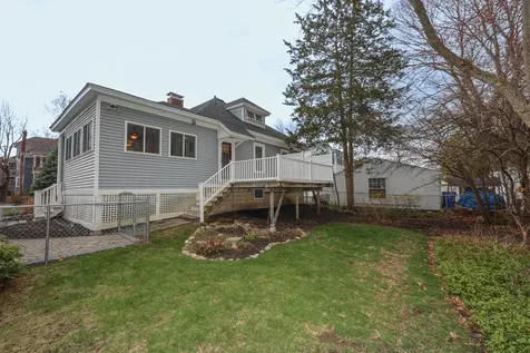 749 Maple Street Manchester NH 03104