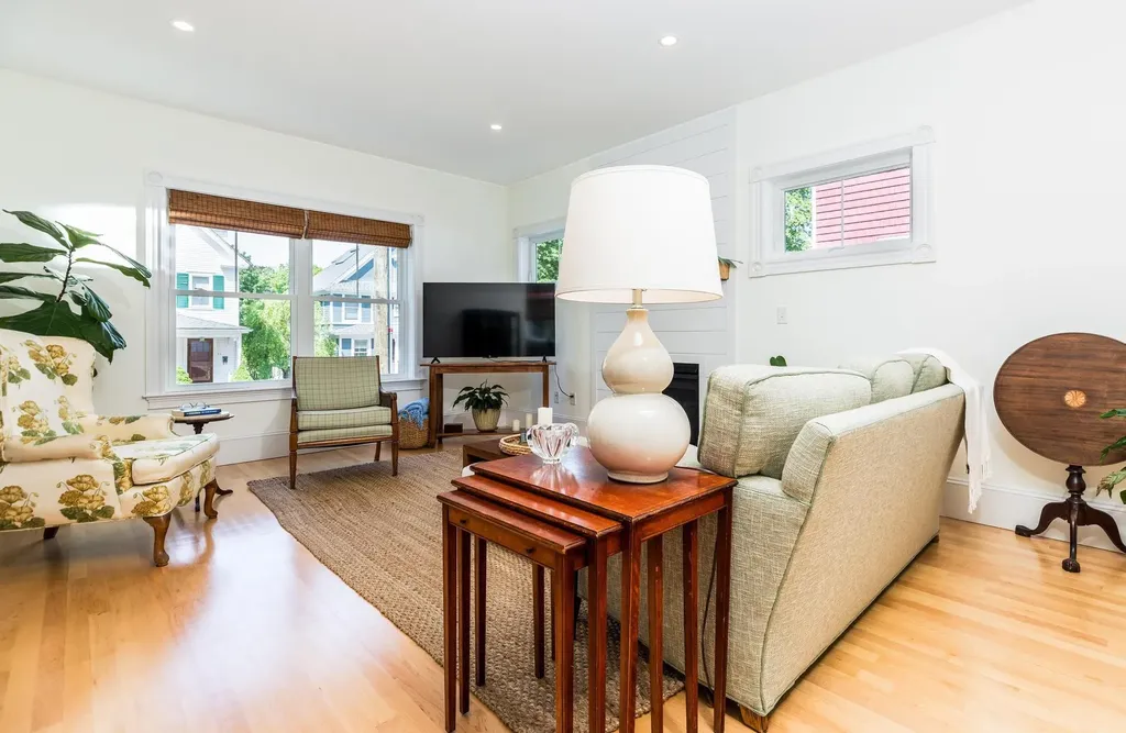 57 Sherburne Avenue Portsmouth NH 03801