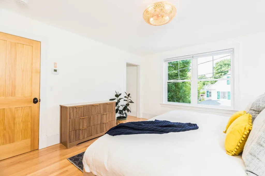 57 Sherburne Avenue Portsmouth NH 03801
