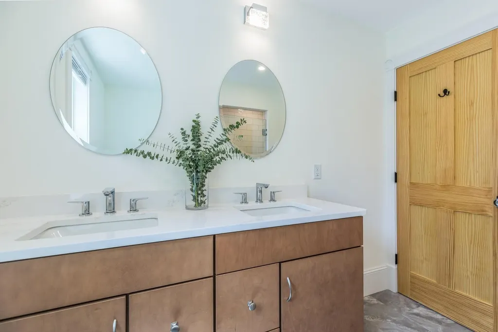 57 Sherburne Avenue Portsmouth NH 03801