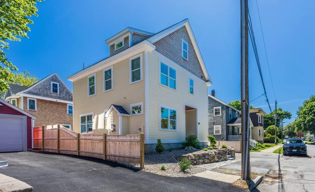 57 Sherburne Avenue Portsmouth NH 03801