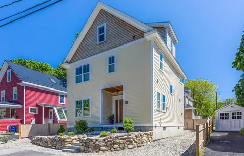 57 Sherburne Avenue Portsmouth NH 03801