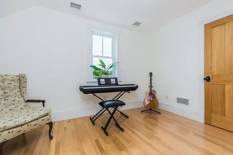 57 Sherburne Avenue Portsmouth NH 03801