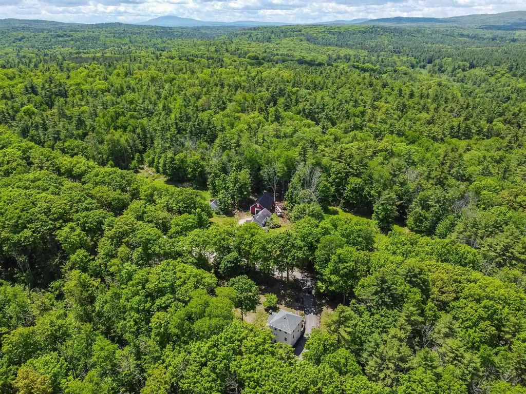 231 Woodward Hill Road Francestown NH 03043