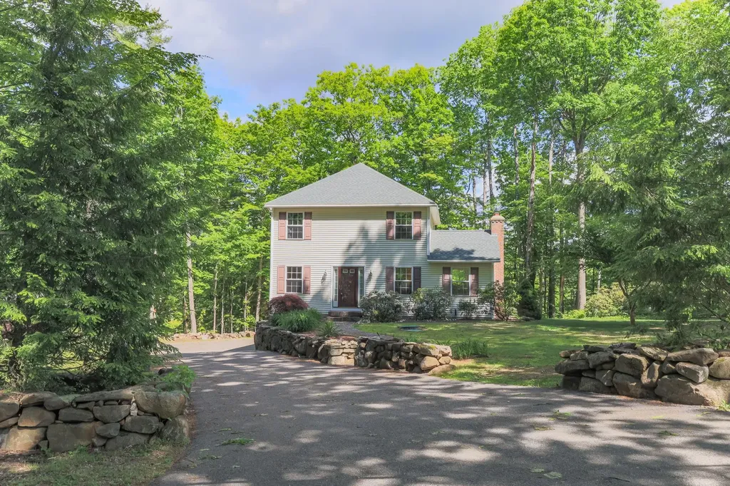 231 Woodward Hill Road Francestown NH 03043