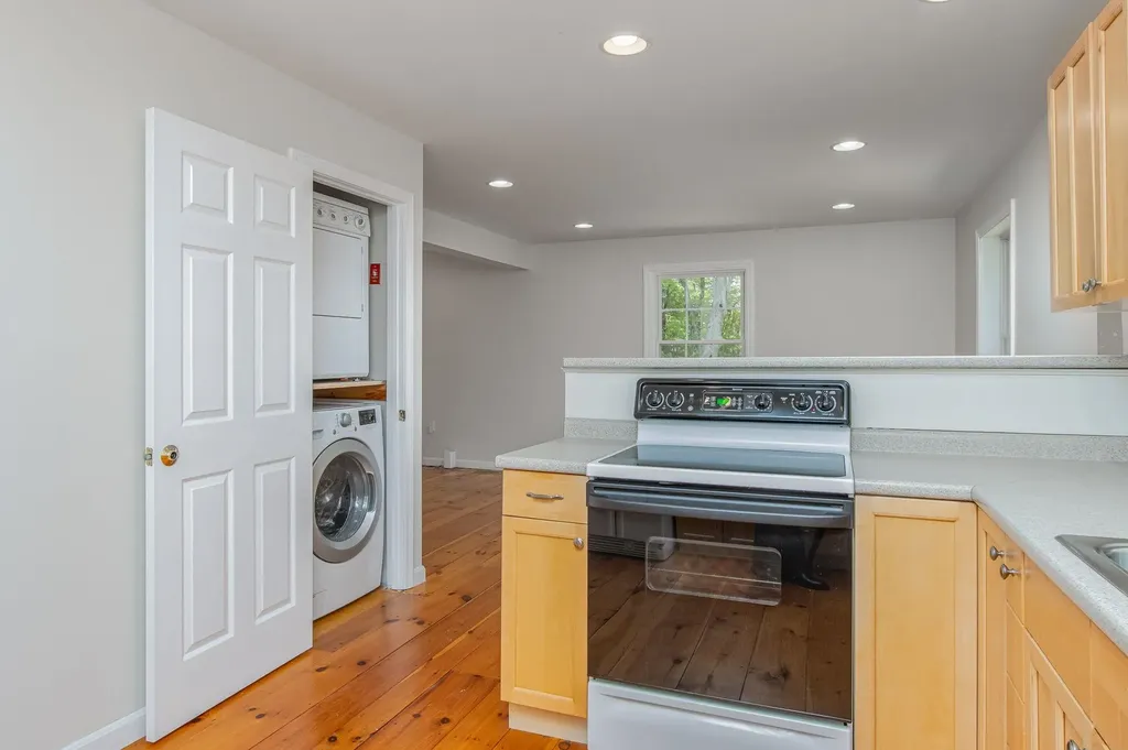 231 Woodward Hill Road Francestown NH 03043