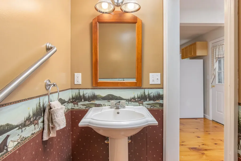 231 Woodward Hill Road Francestown NH 03043