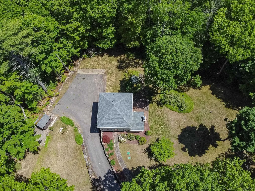 231 Woodward Hill Road Francestown NH 03043