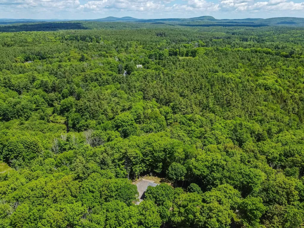 231 Woodward Hill Road Francestown NH 03043