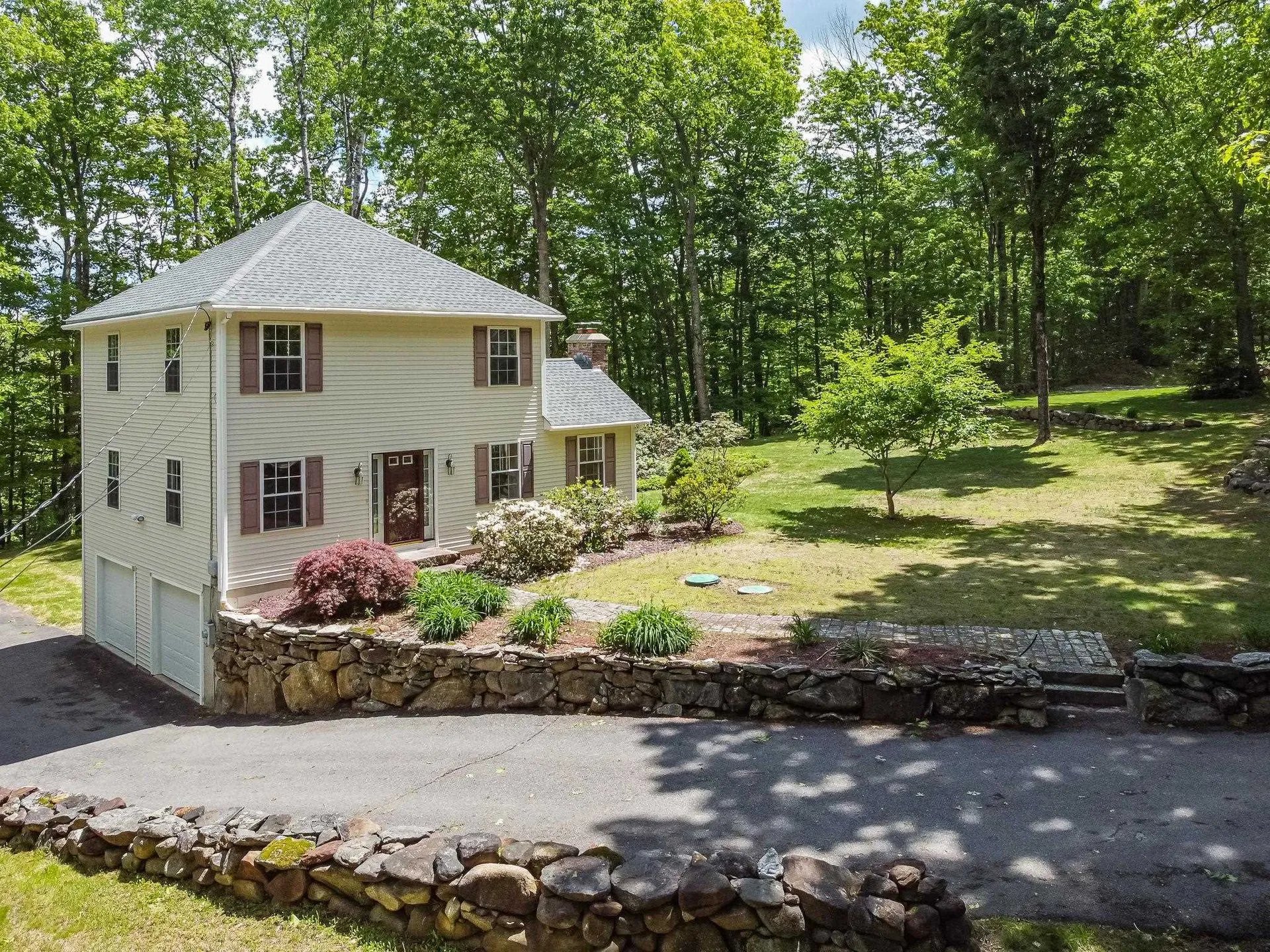 231 Woodward Hill Road Francestown NH 03043