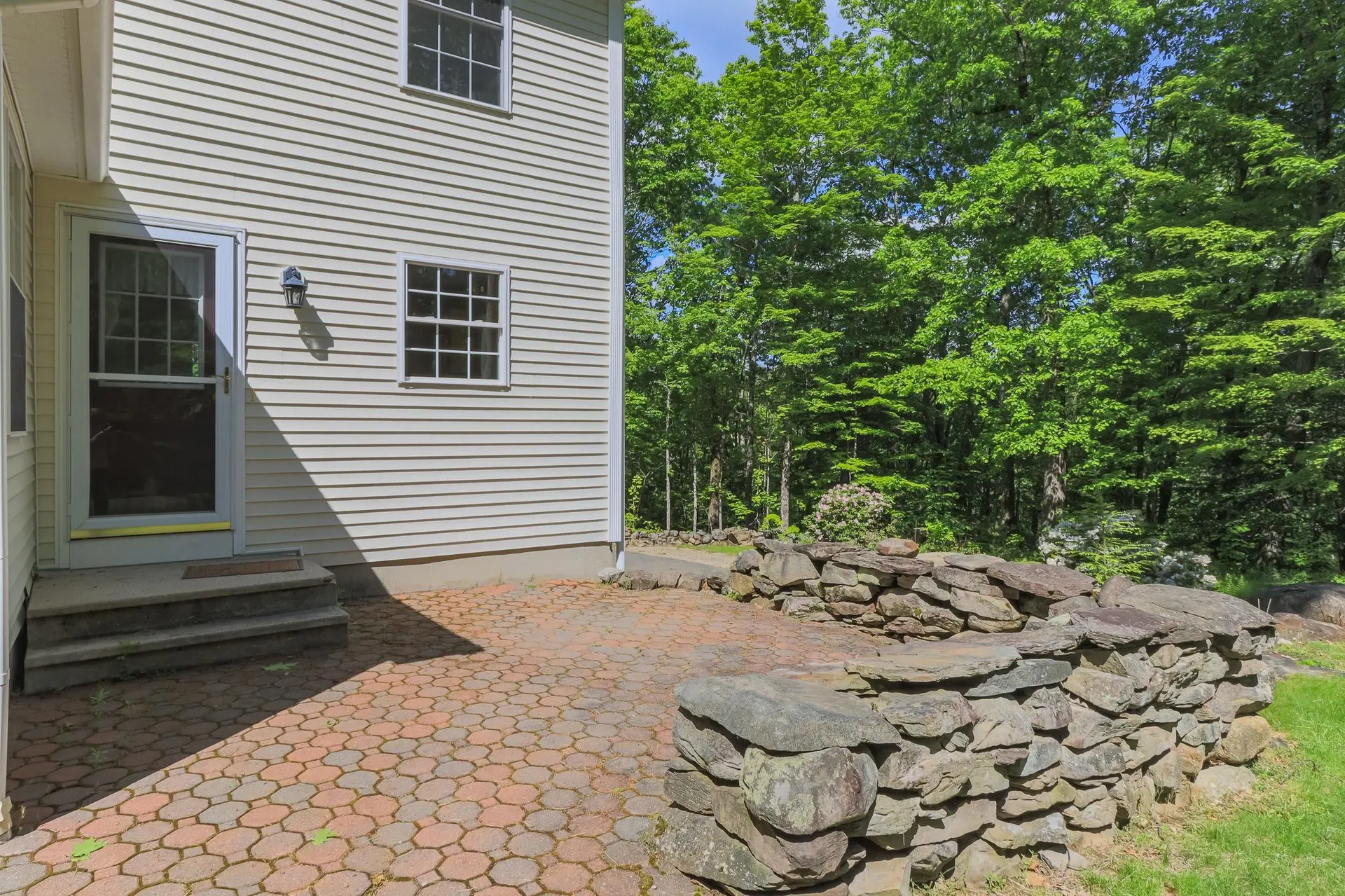 231 Woodward Hill Road Francestown NH 03043