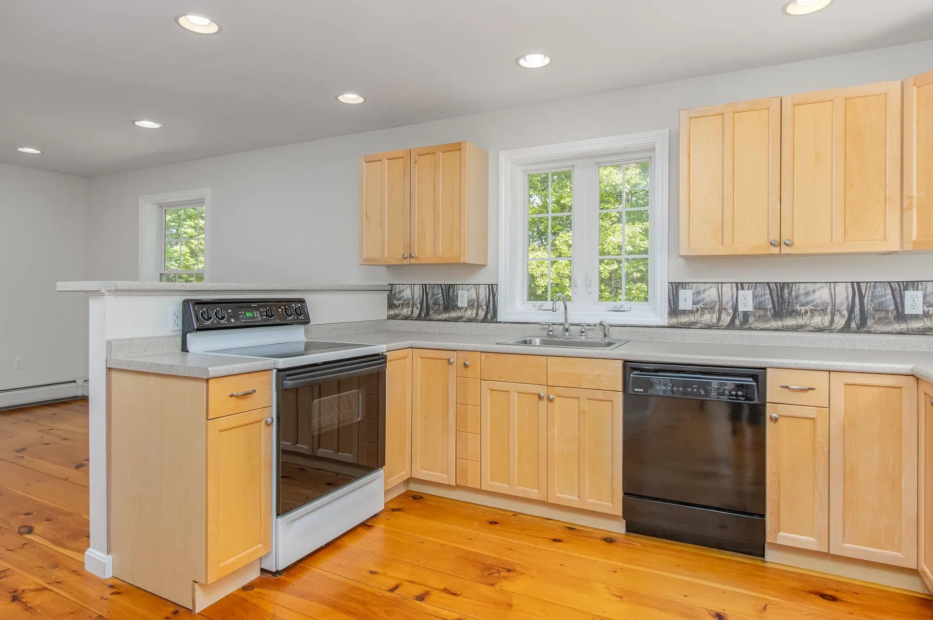 231 Woodward Hill Road Francestown NH 03043