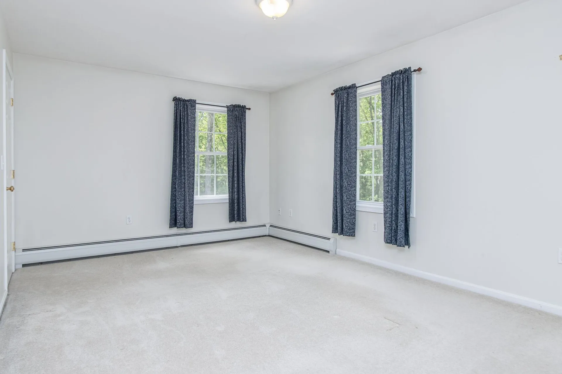 231 Woodward Hill Road Francestown NH 03043