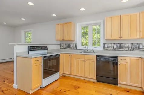 231 Woodward Hill Road Francestown NH 03043