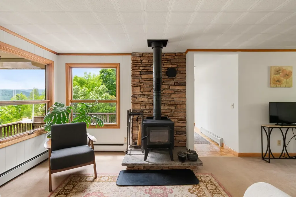 248 Notch Road Middlesex VT 05602