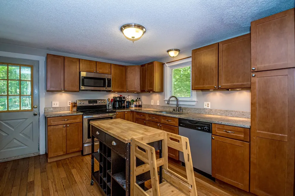 51 Old Goshen Road Conway NH 03813