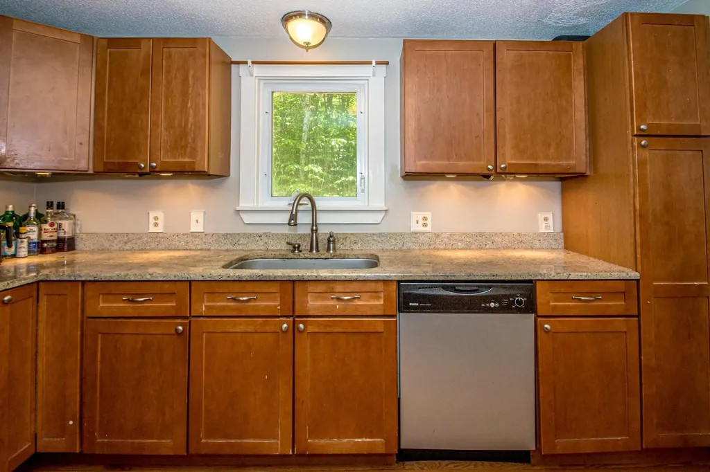 51 Old Goshen Road Conway NH 03813