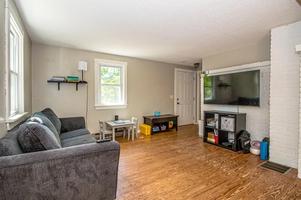 51 Old Goshen Road Conway NH 03813