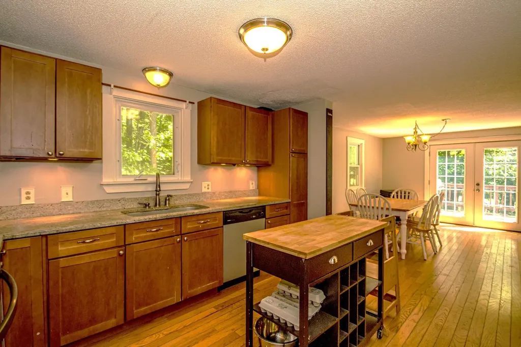 51 Old Goshen Road Conway NH 03813