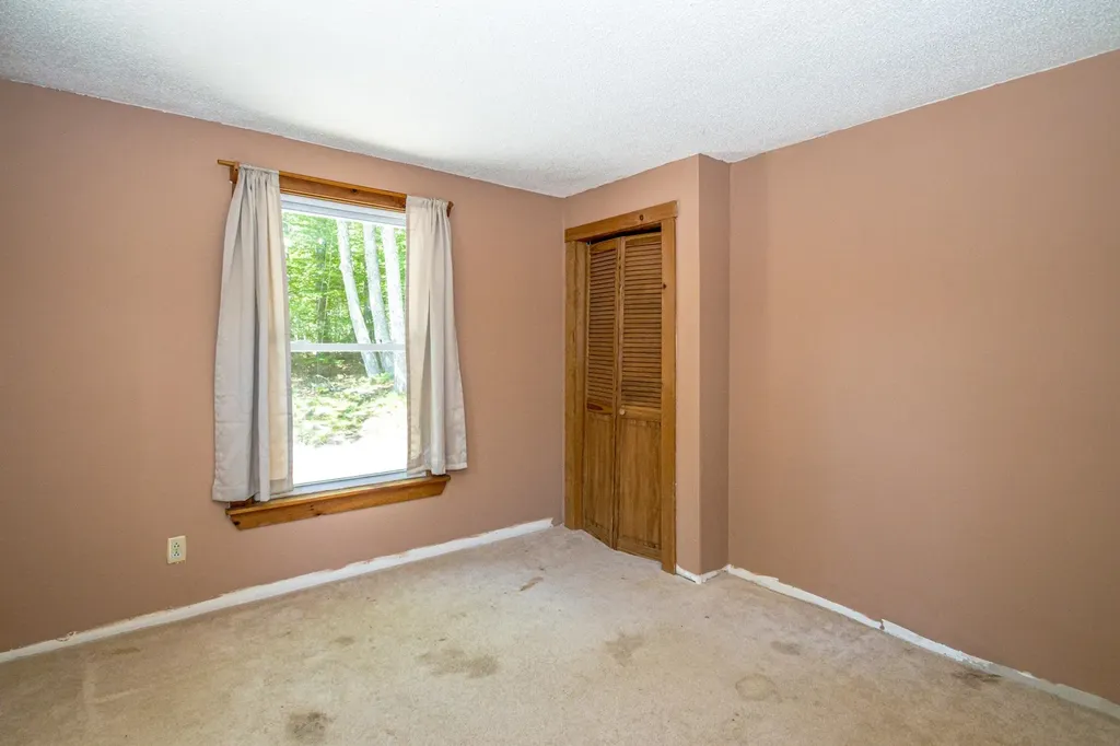 51 Old Goshen Road Conway NH 03813