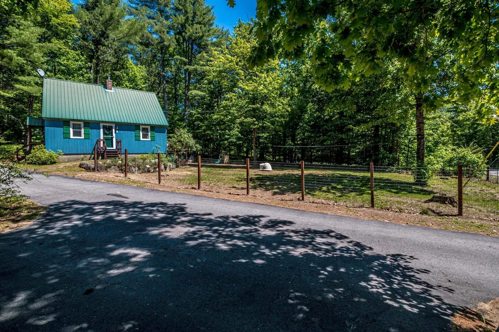 51 Old Goshen Road Conway NH 03813
