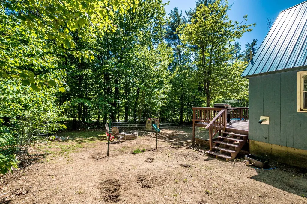 51 Old Goshen Road Conway NH 03813