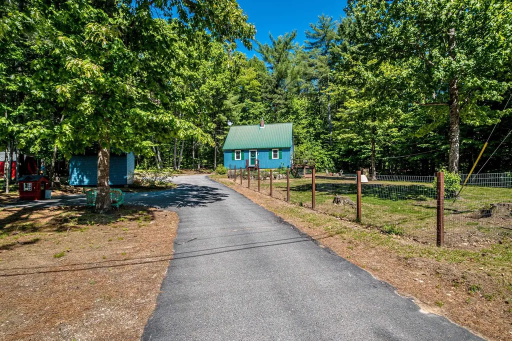 51 Old Goshen Road Conway NH 03813