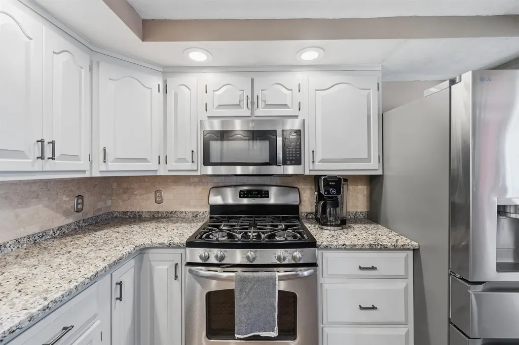 7 Nicholas Road Plaistow NH 03865