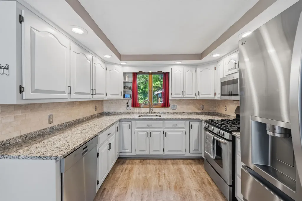 7 Nicholas Road Plaistow NH 03865