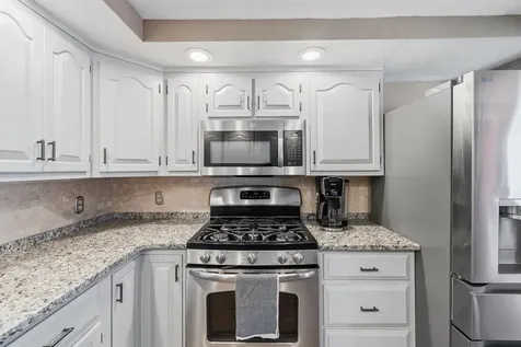 7 Nicholas Road Plaistow NH 03865