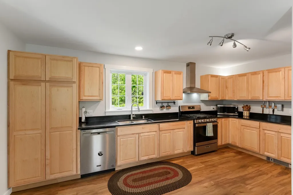 107 Blodgett Street Brookfield VT 05036