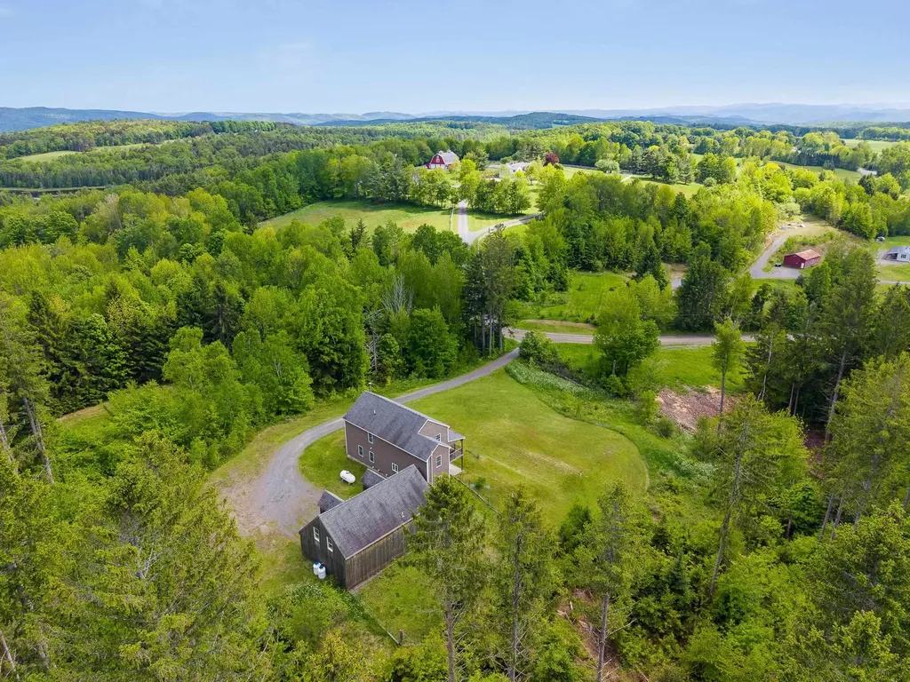 107 Blodgett Street Brookfield VT 05036