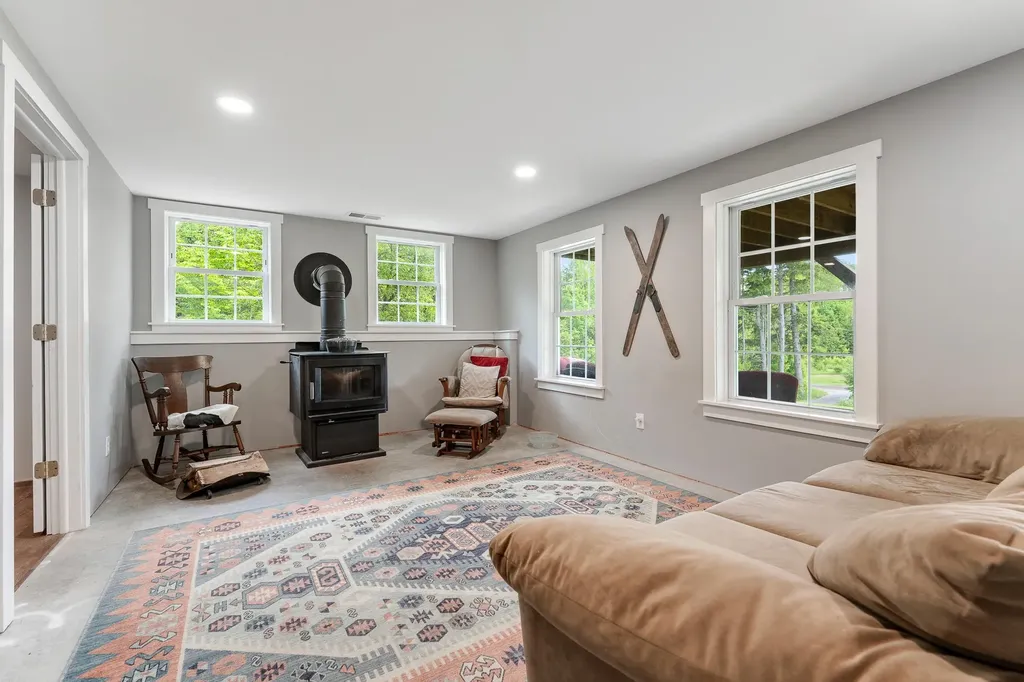 107 Blodgett Street Brookfield VT 05036