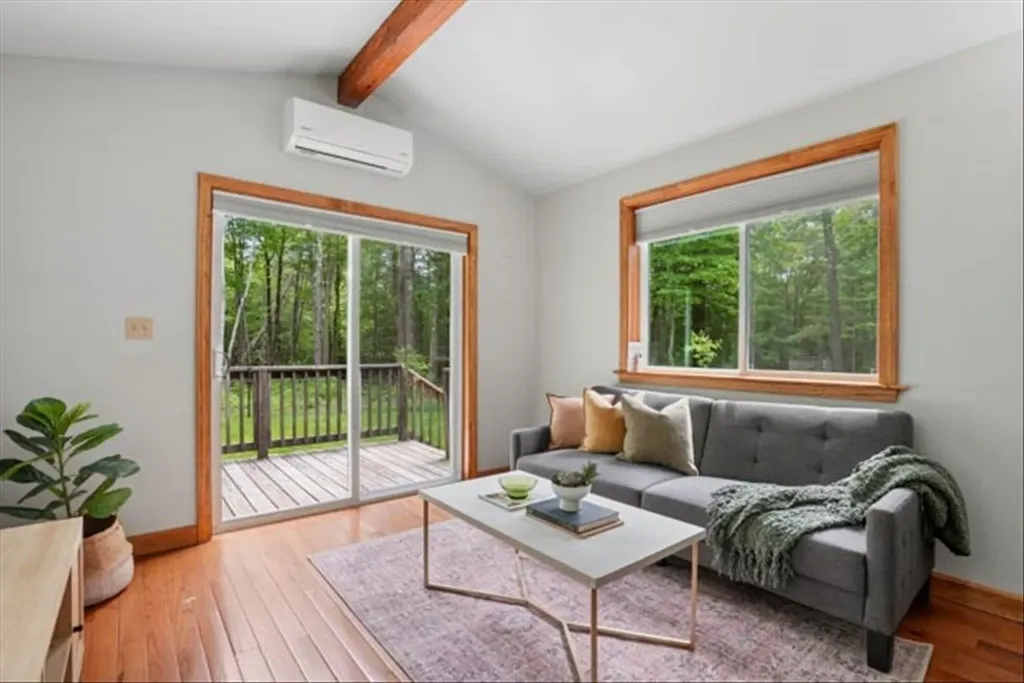 140 North Road Deerfield NH 03037